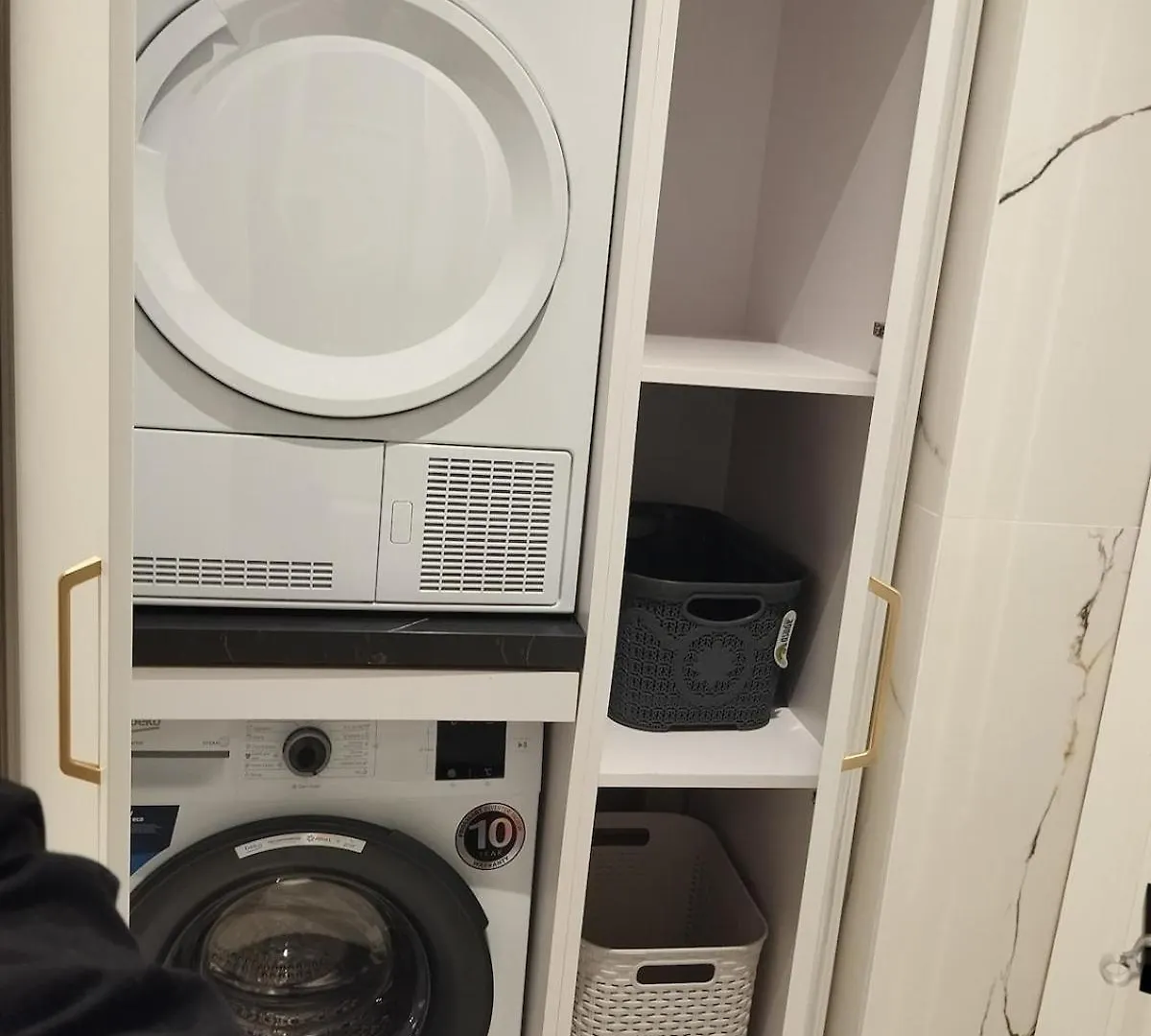 Taiwan Center Tirana Apartment